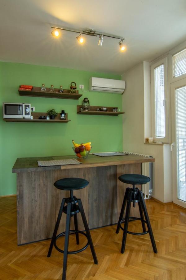 Green Paradise Square Apartment Скопие Екстериор снимка